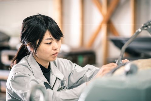 金型ってなんだろう？自動車部品を支えるものづくり体験