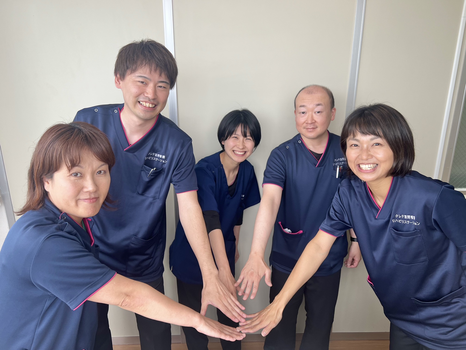 チーム力抜群のスタッフと働きませんか?