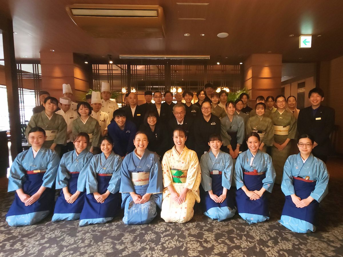 【先輩方】20～30代が中心で活躍中の旅館です！