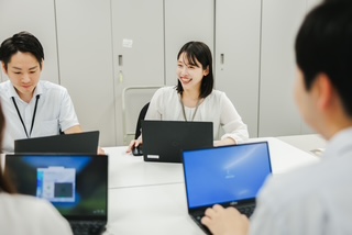 若手・女性もみんな活躍。大切な人財です。