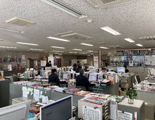本社事務所内