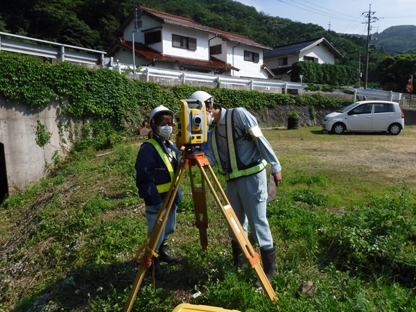 若手社員活躍中!!