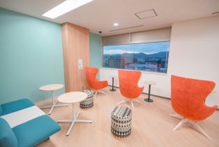 おしゃれで落ち着いた休憩室アリ！