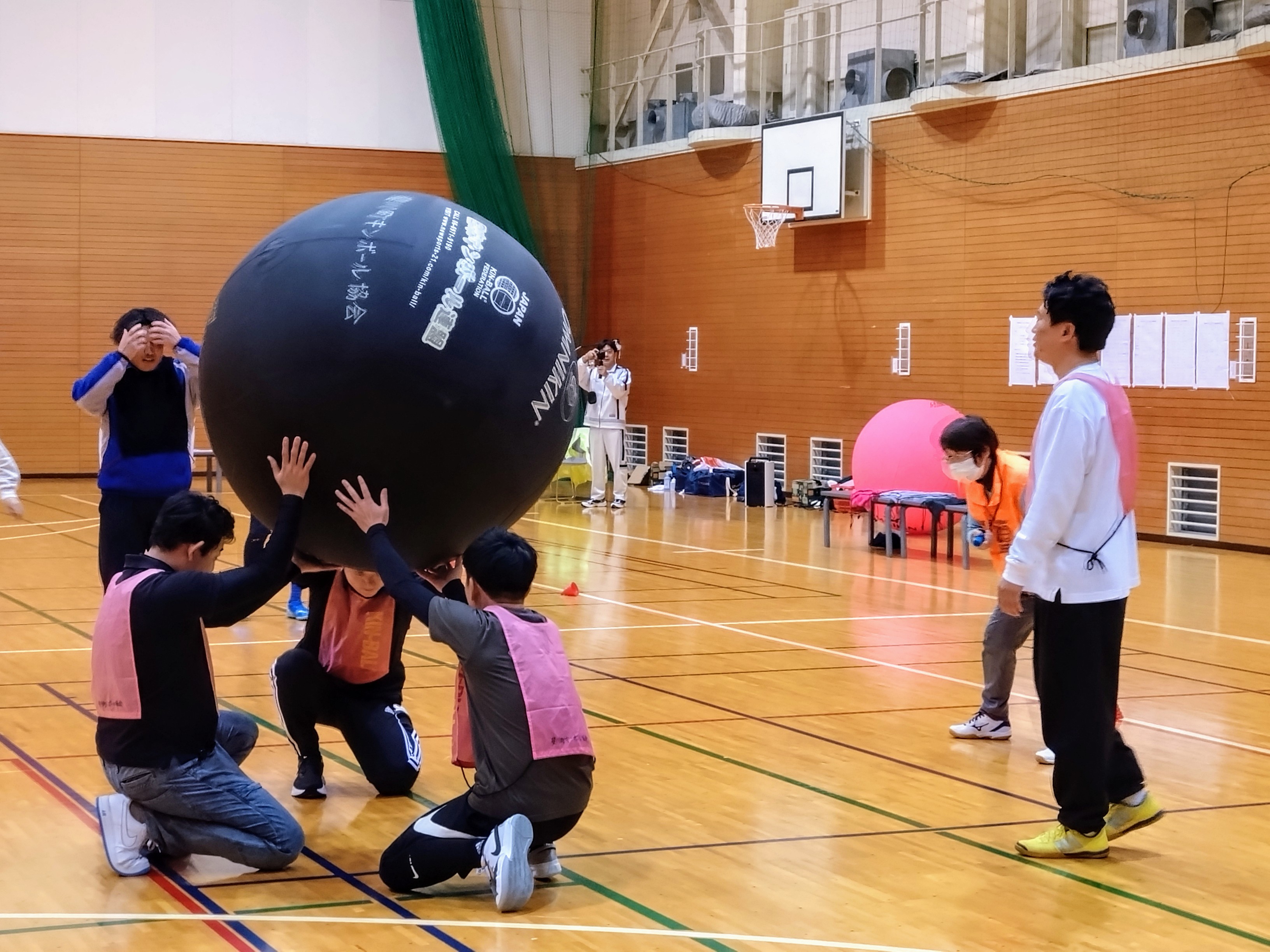 キンボール大会に出場