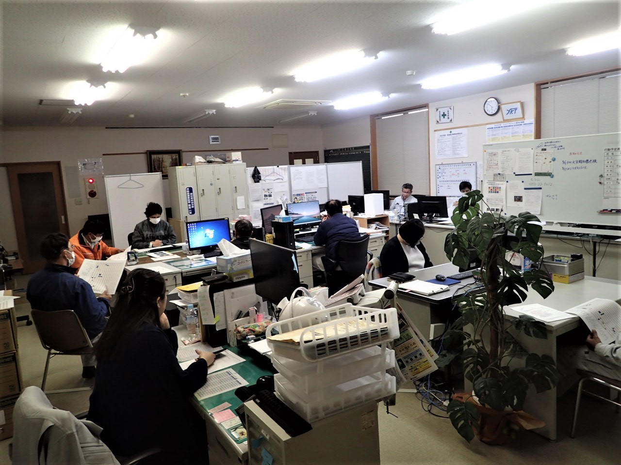 毎月みんな一緒に社内ミーティング