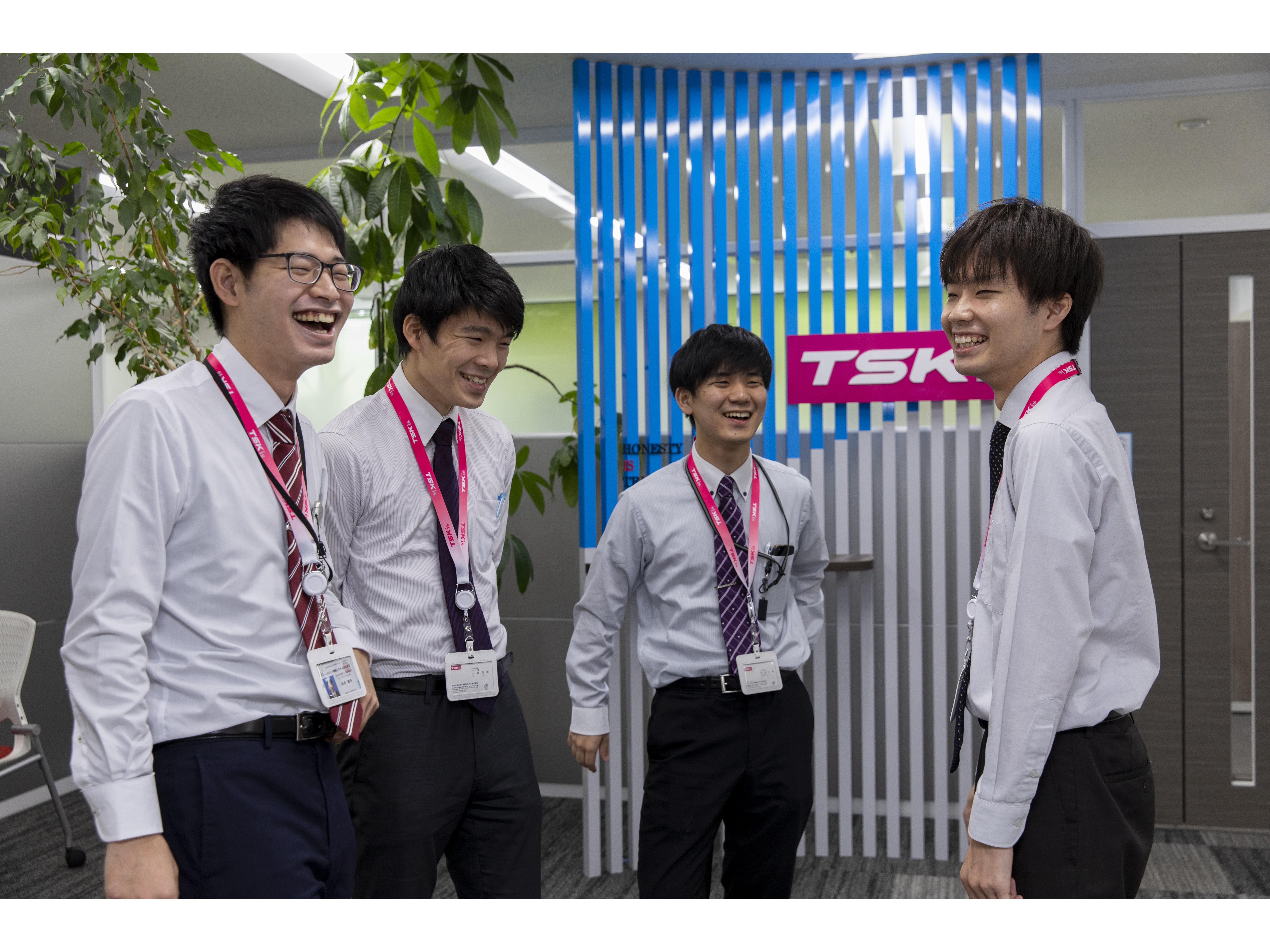 社員同士とても仲が良いです!