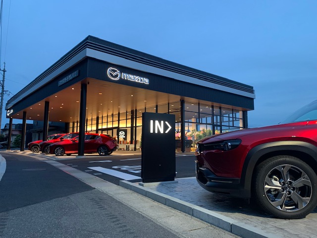 マツダ新世代店舗