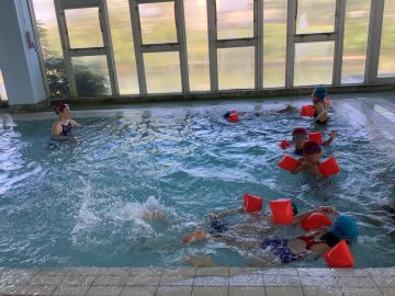 ちびっこへの指導風景です