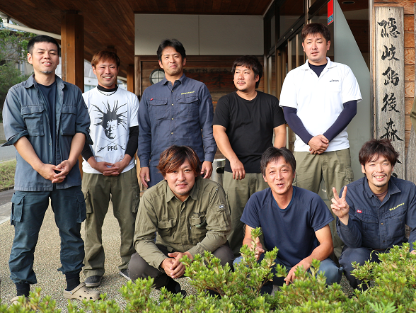 山林で働いているリーダーのみなさん