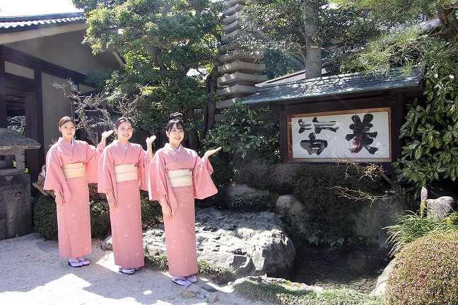 おもてなしスタッフ