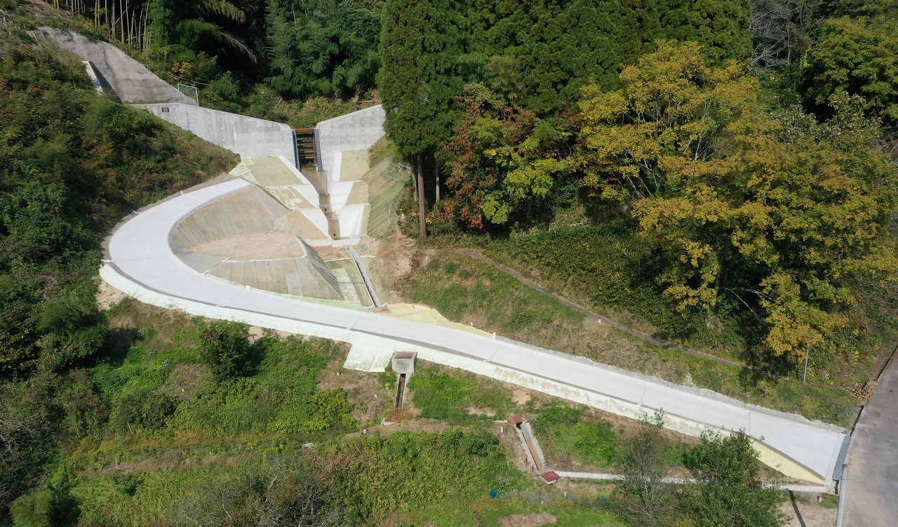 国土を守る砂防堰堤（2024年竣工）