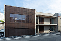 JR浜田駅前、新社屋外観