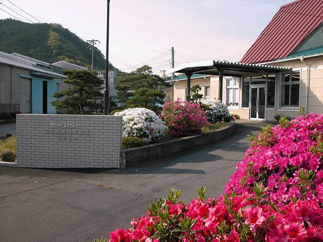 三笠産業(株)機能化学事業部 出雲工場