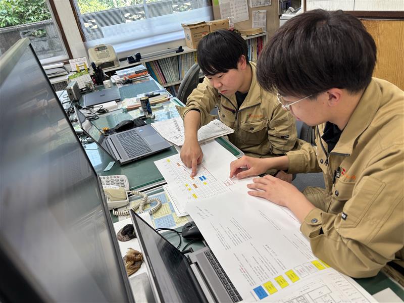 材料の拾い出し作業
