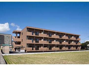 賃貸マンション「炭の家」