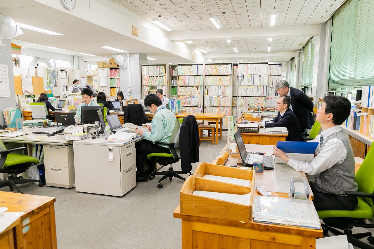 職場の様子1