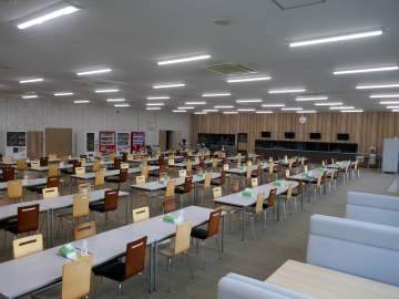 社員食堂あり